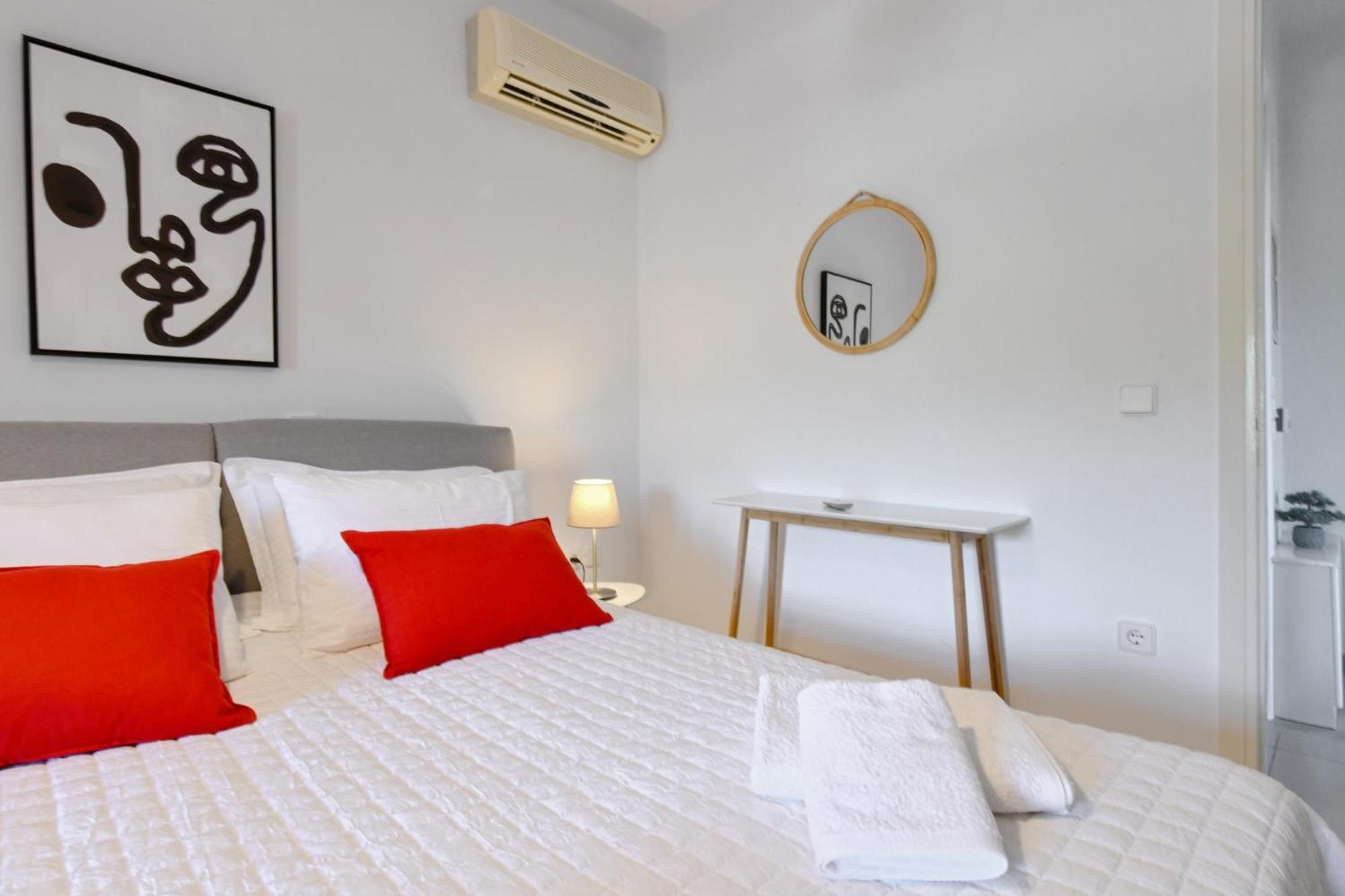 Amazing 2 Bedroom Apartment Overlooking The Marina Of Vourkárion 外观 照片